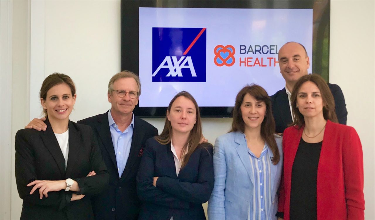 Equipo de AXA con el de BHH tras la firma del convenio